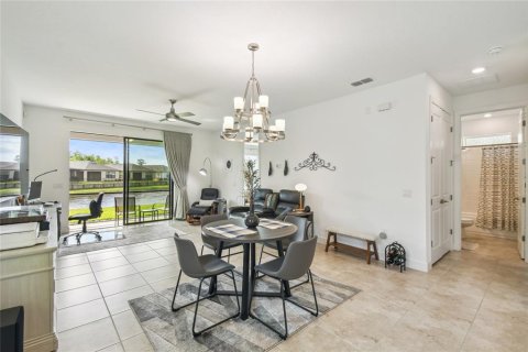 Casa en venta en Kissimmee, Florida, 2 dormitorios, 126.81 m2 № 1649343 - foto 19