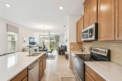 Casa en venta en Kissimmee, Florida, 2 dormitorios, 126.81 m2 № 1649343 - foto 11