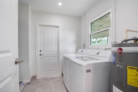 Villa ou maison à louer à Sarasota, Floride: 3 chambres, 154.96 m2 № 2097952 - photo 25