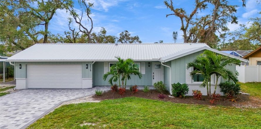 Villa ou maison à Sarasota, Floride 3 chambres, 154.96 m2 № 2097952