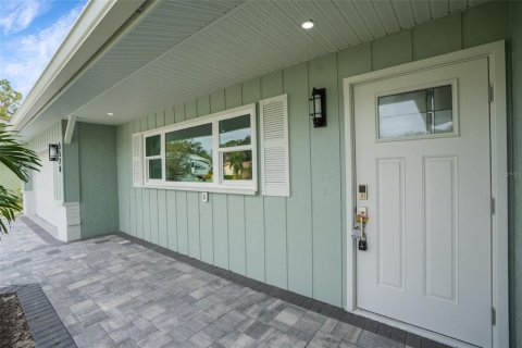 Villa ou maison à louer à Sarasota, Floride: 3 chambres, 154.96 m2 № 2097952 - photo 3