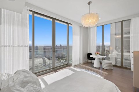 Condo in Sunny Isles Beach, Florida, 4 bedrooms  № 1934525 - photo 29