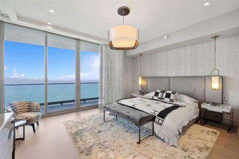 Condo in Sunny Isles Beach, Florida, 4 bedrooms  № 1934525 - photo 16