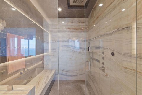 Condo in Sunny Isles Beach, Florida, 4 bedrooms  № 1934525 - photo 22