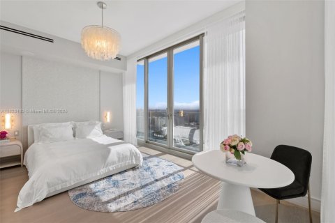 Condo in Sunny Isles Beach, Florida, 4 bedrooms  № 1934525 - photo 25