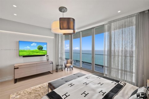 Condo in Sunny Isles Beach, Florida, 4 bedrooms  № 1934525 - photo 17