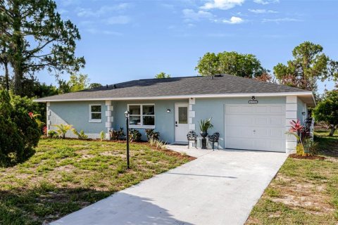 House in Lehigh Acres, Florida 3 bedrooms, 138.98 sq.m. № 2236012 - photo 2