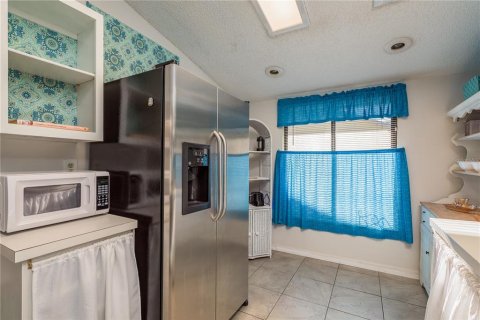 Villa ou maison à louer à Tarpon Springs, Floride: 2 chambres, 103.4 m2 № 2425607 - photo 18