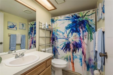 Villa ou maison à louer à Tarpon Springs, Floride: 2 chambres, 103.4 m2 № 2425607 - photo 25