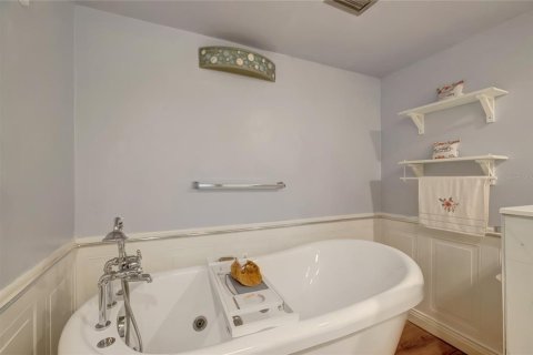 Condo in Clearwater, Florida, 2 bedrooms № 2266441 - photo 25