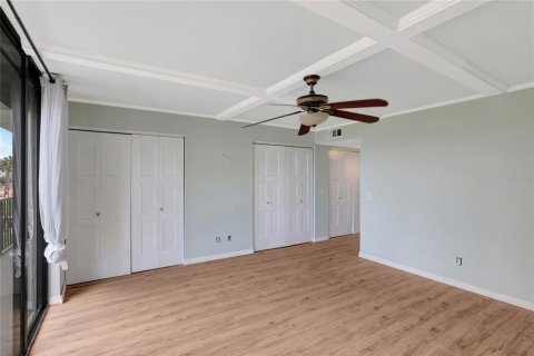 Condo in Clearwater, Florida, 2 bedrooms № 2266441 - photo 16