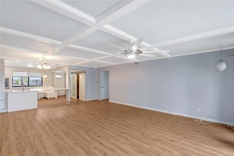 Condo in Clearwater, Florida, 2 bedrooms № 2266441 - photo 12