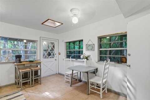 House in Tavernier, Florida 2 bedrooms, 73.86 sq.m. № 2034496 - photo 4