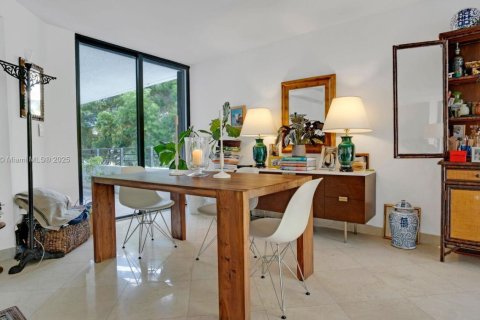 Copropriété à vendre à Miami, Floride: 2 chambres, 133.59 m2 № 1977237 - photo 5