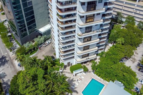 Copropriété à vendre à Miami, Floride: 2 chambres, 133.59 m2 № 1977237 - photo 13