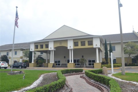 Copropriété à vendre à West Palm Beach, Floride: 1 chambre, 63.55 m2 № 1977230 - photo 23