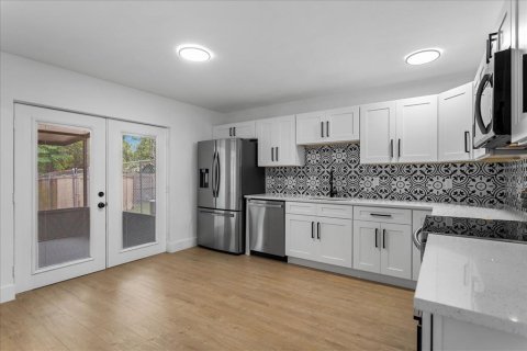 Купить дуплекс в Орландо, Флорида 8 комнат, 105.91м2, № 2095450 - фото 10