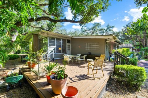 Villa ou maison à vendre à Miami, Floride: 3 chambres, 200.58 m2 № 2004637 - photo 8