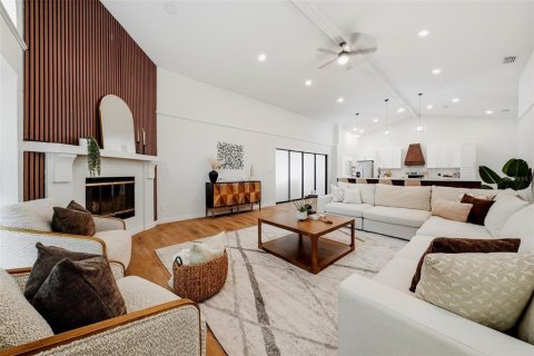 Villa ou maison à vendre à Tarpon Springs, Floride: 4 chambres, 287.63 m2 № 2417068 - photo 7