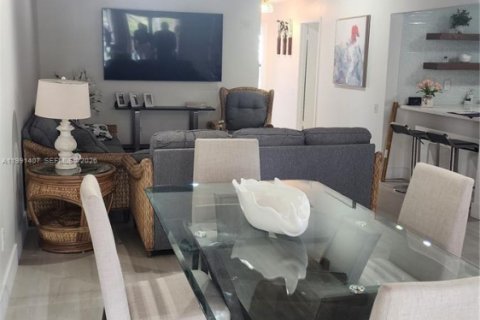 Купить таунхаус в Майами, Флорида 3 спальни, 144м2, № 2057143 - фото 8