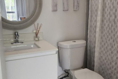 Купить таунхаус в Майами, Флорида 3 спальни, 144м2, № 2057143 - фото 4