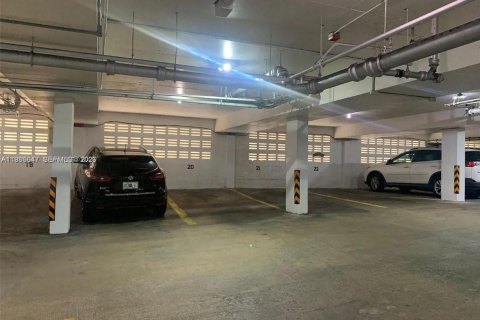 Снять в аренду кондоминиум в Майами-Бич, Флорида 37.16м2, № 2047651 - фото 9