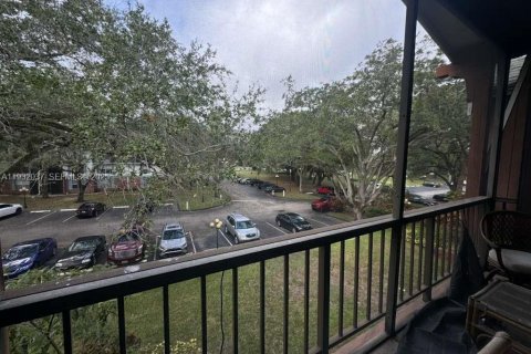 Condominio en venta en Lauderhill, Florida, 1 dormitorio, 74.32 m2 № 1990567 - foto 12