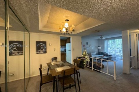 Condominio en venta en Lauderhill, Florida, 1 dormitorio, 74.32 m2 № 1990567 - foto 7