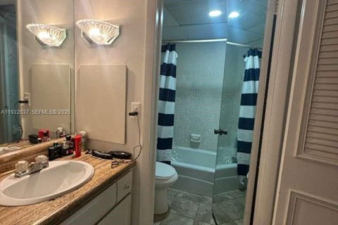 Condominio en venta en Lauderhill, Florida, 1 dormitorio, 74.32 m2 № 1990567 - foto 18