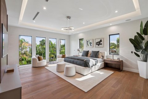 House in Boca Raton, Florida 5 bedrooms, 467.67 sq.m. № 2181163 - photo 27