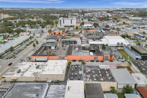 Immobilier commercial à vendre à Miami, Floride № 1007007 - photo 5