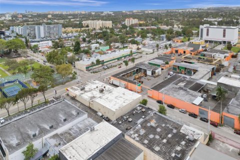 Immobilier commercial à vendre à Miami, Floride № 1007007 - photo 6