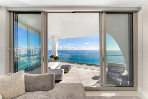 Copropriété à vendre à Sunny Isles Beach, Floride: 4 chambres, 280.94 m2 № 1999277 - photo 3