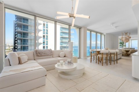 Copropriété à vendre à Sunny Isles Beach, Floride: 4 chambres, 280.94 m2 № 1999277 - photo 13