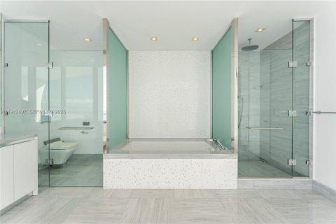 Copropriété à vendre à Sunny Isles Beach, Floride: 4 chambres, 280.94 m2 № 1999277 - photo 21