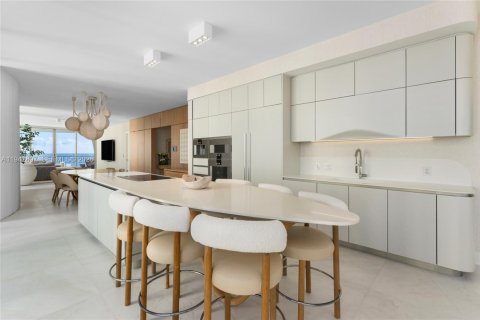 Copropriété à vendre à Sunny Isles Beach, Floride: 4 chambres, 280.94 m2 № 1999277 - photo 8