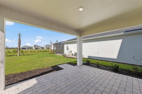 House in Bradenton, Florida 5 bedrooms, 242.94 sq.m. № 2259516 - photo 11