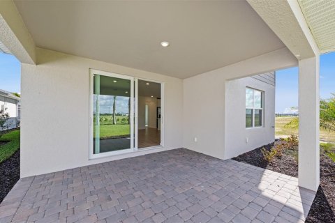 House in Bradenton, Florida 5 bedrooms, 242.94 sq.m. № 2259516 - photo 13