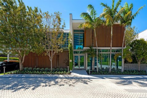 Villa ou maison à Key Biscayne, Floride 5 chambres, 471.39 m2 № 2068313
