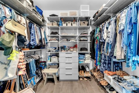 Villa ou maison à vendre à Key Biscayne, Floride: 5 chambres, 471.39 m2 № 2068313 - photo 27