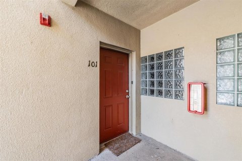 Condominio en venta en Riverview, Florida, 3 dormitorios, 106.93 m2 № 1765117 - foto 4