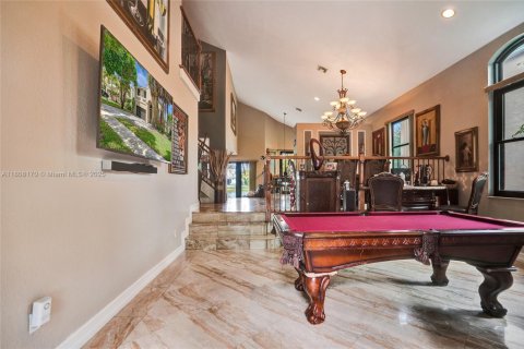 House in Miramar, Florida 4 bedrooms, 222.13 sq.m. № 1760843 - photo 5