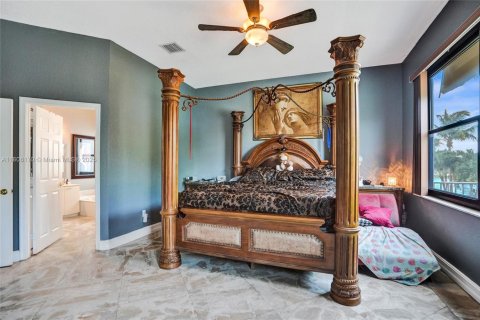 House in Miramar, Florida 4 bedrooms, 222.13 sq.m. № 1760843 - photo 28