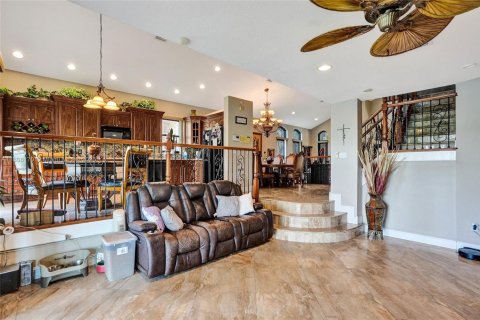 House in Miramar, Florida 4 bedrooms, 222.13 sq.m. № 1760843 - photo 14