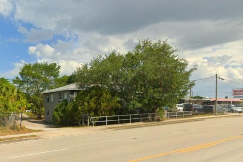 Immobilier commercial à vendre à Cocoa, Floride: 8 chambres, 278.71 m2 № 1677681 - photo 3