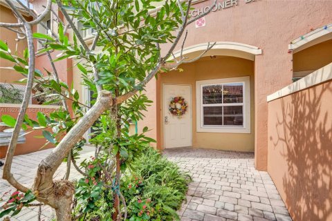 Townhouse in Fort Lauderdale, Florida 2 bedrooms, 102.19 sq.m. № 1989049 - photo 5