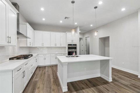 Casa en venta en Brooksville, Florida, 3 dormitorios, 278.71 m2 № 2266397 - foto 11