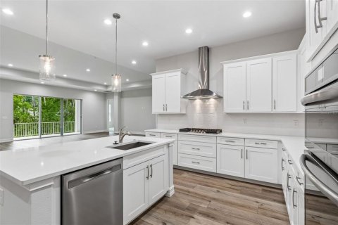 Casa en venta en Brooksville, Florida, 3 dormitorios, 278.71 m2 № 2266397 - foto 9