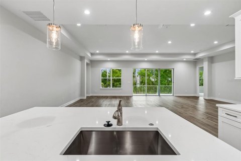 Casa en venta en Brooksville, Florida, 3 dormitorios, 278.71 m2 № 2266397 - foto 8