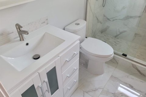 Купить кондоминиум в Коконат Крик, Флорида 3 комнаты, 104.05м2, № 2086725 - фото 10